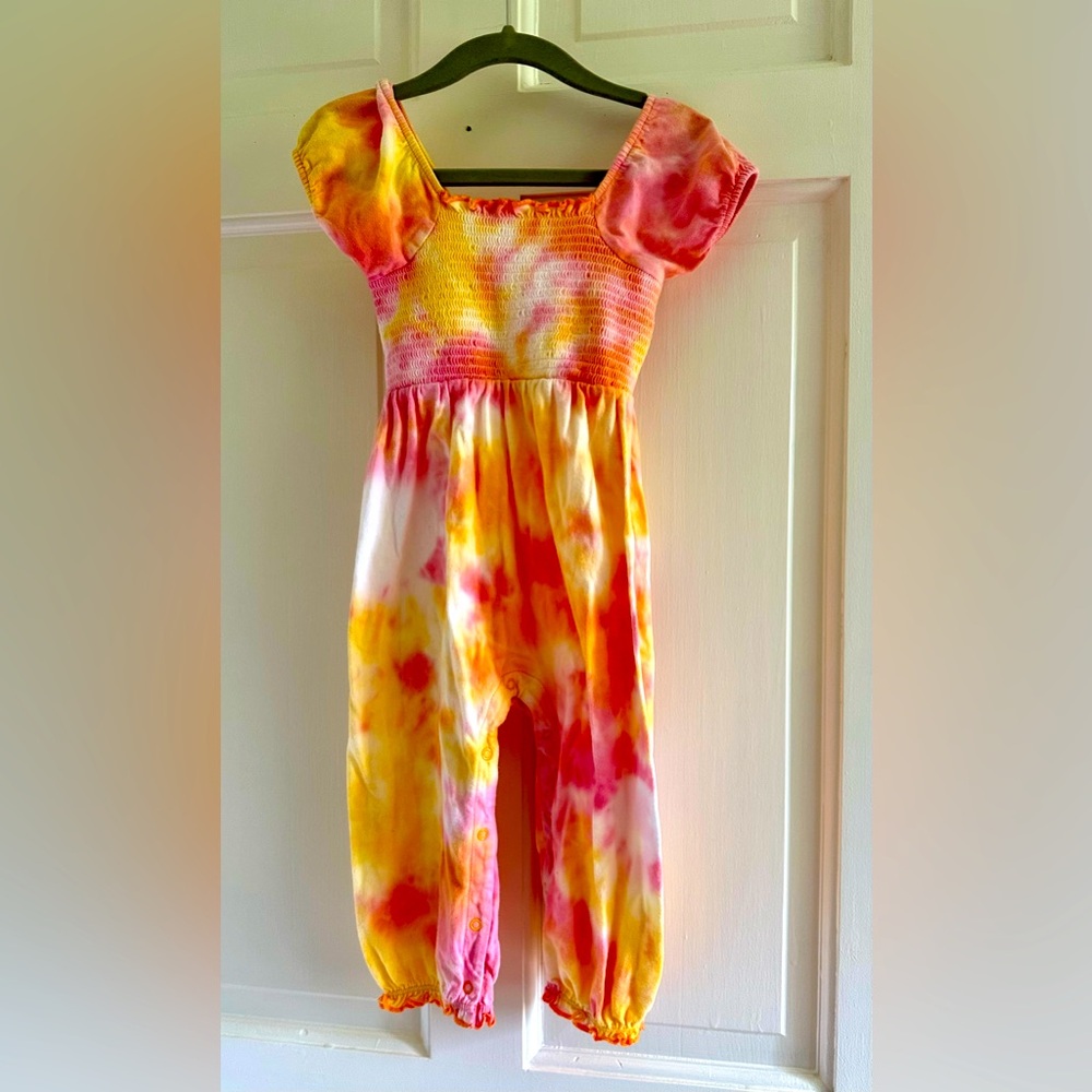 Burt’s Bees Tie-dye Jumpsuit